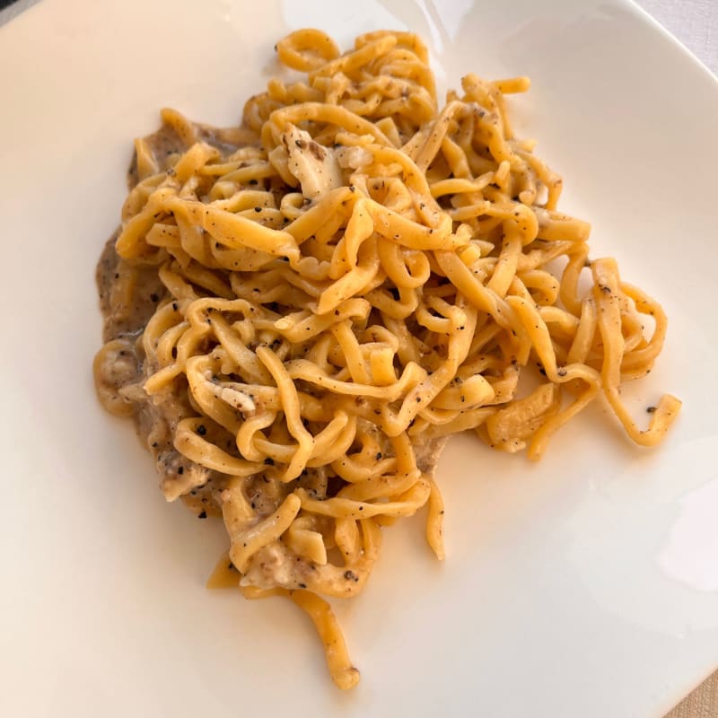 Umbricelli cacio e pepe al tartufo - Tuder, Todi