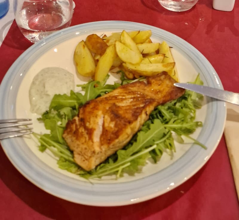 salmone e patate al forno - La Divina Comida Italiana, Alicante