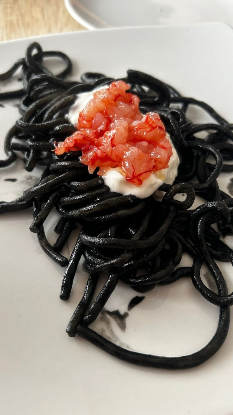 Spaghettoni al nero di seppia - SalentOsteria