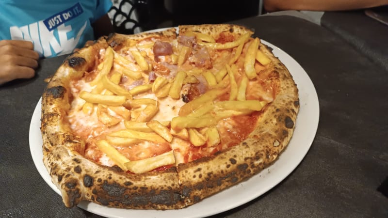 Pizza e Core, Bari