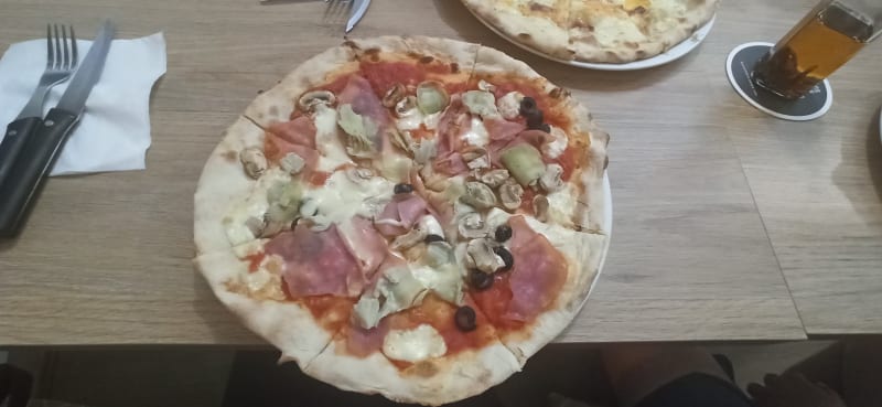 Checo's pizza, Barcelona