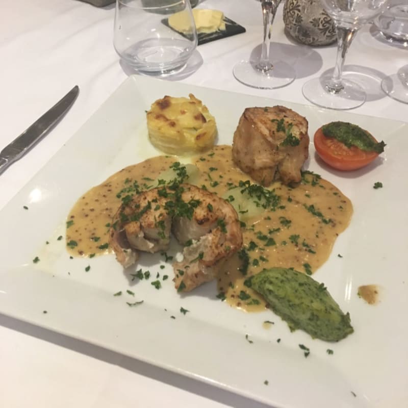 Restaurant Le Château de la Motte à Liessies Menu, avis, prix et