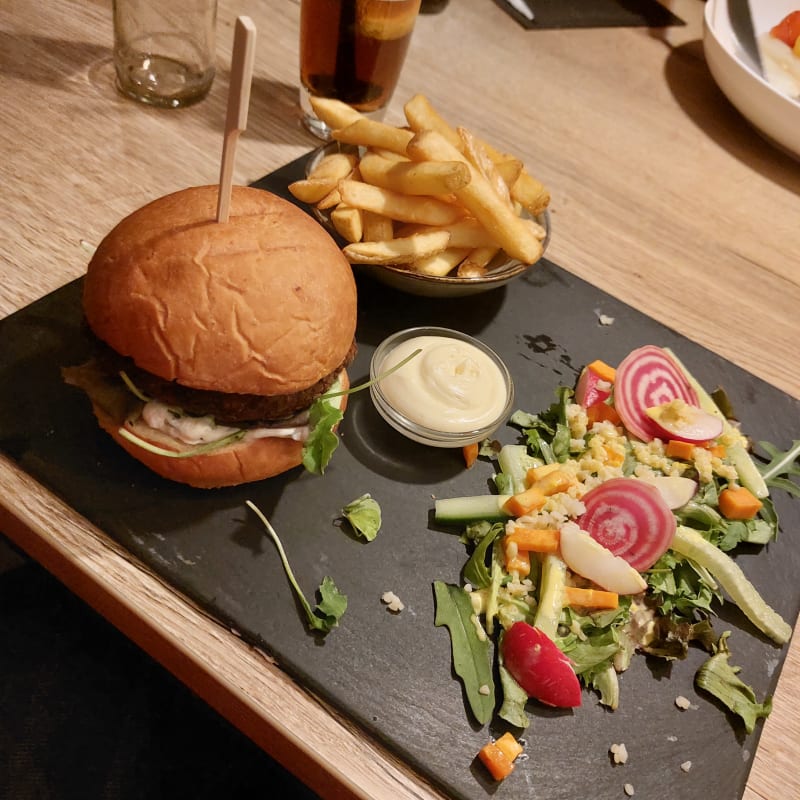 Tims burger  - Restaurant Waanzinnig Tilburg, Tilburg