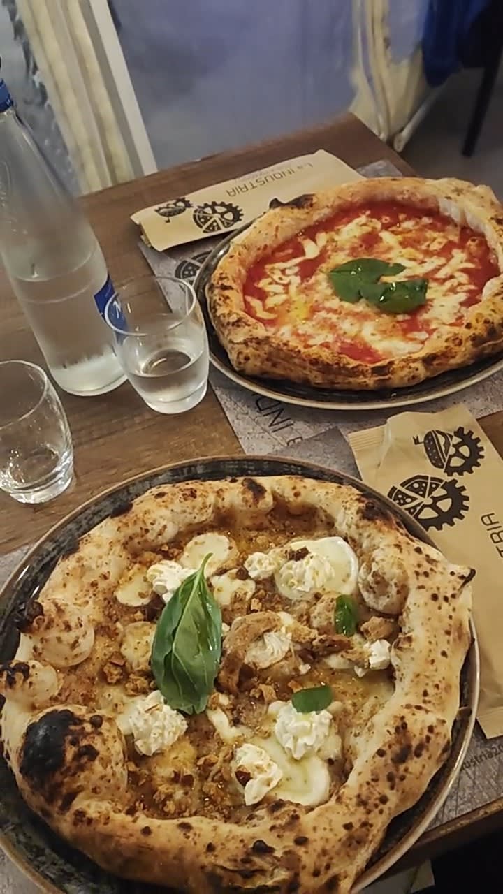 La Industria Pub-Pizzeria Gourmet