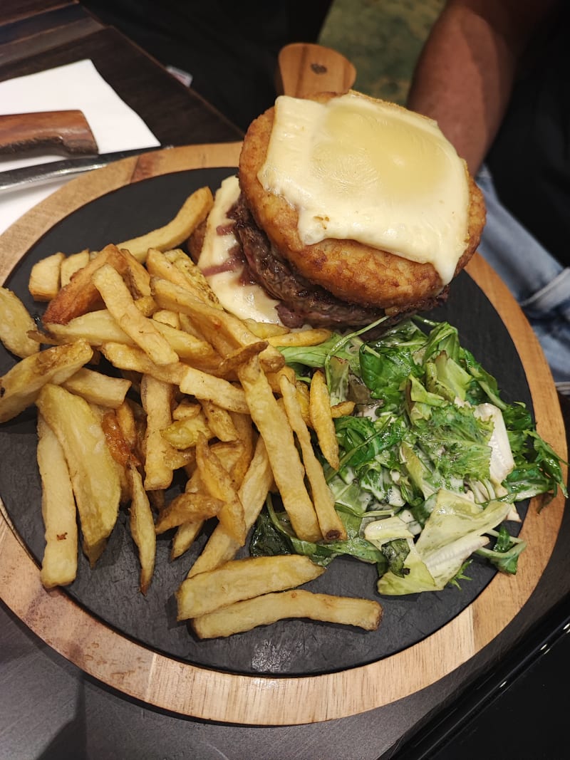 Louis Brasserie & Pub in Marseille Restaurant Reviews, Menu and