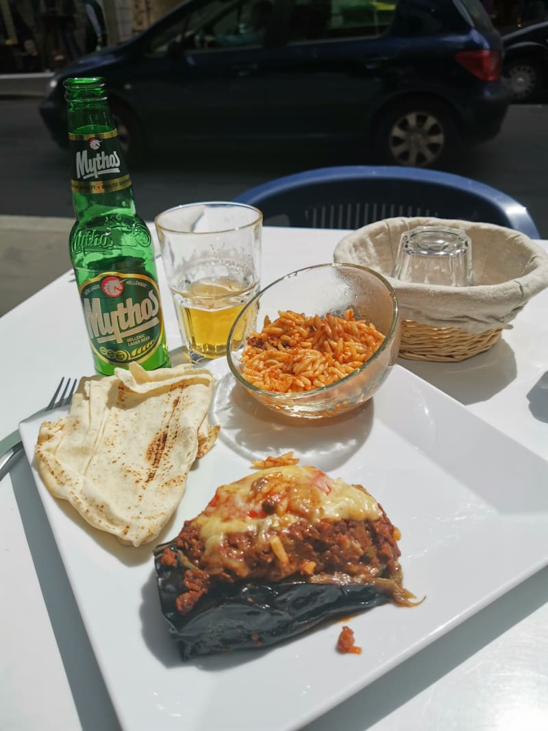 Aubergine farcie, petites pâtes - La Maison des Cyclades - Beaugrenelle, Paris