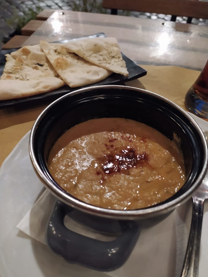 Hummus di ceci - Santa Maria Bistrot, Rome