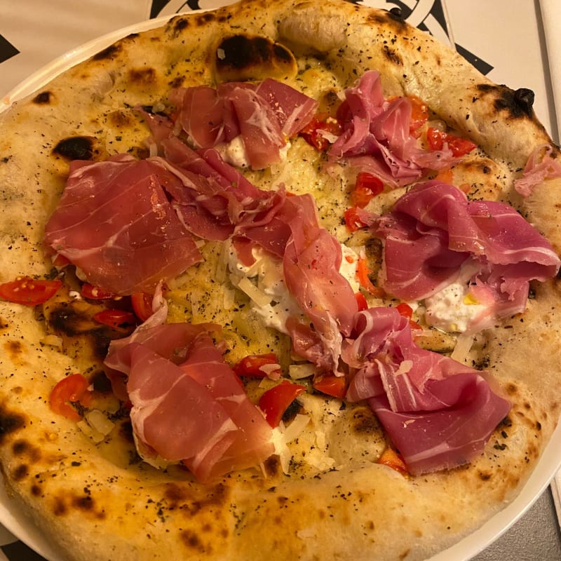 Focaccia pugliese  - Pizzeria Elsa, Milan