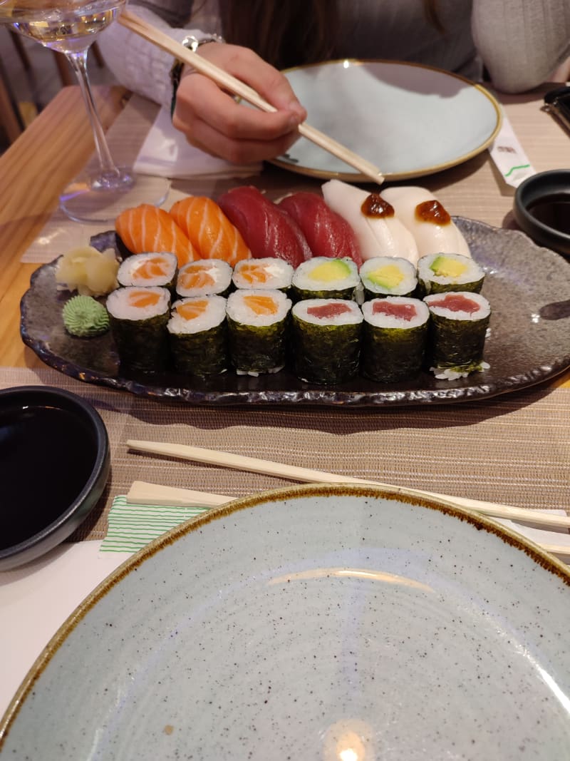 Mizi Sushi, Móstoles