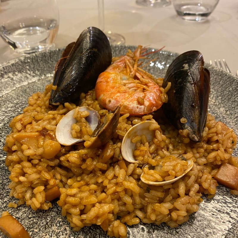 Excellente paella et très bon service  - Ascent by Eboca Restaurant, Barcelona