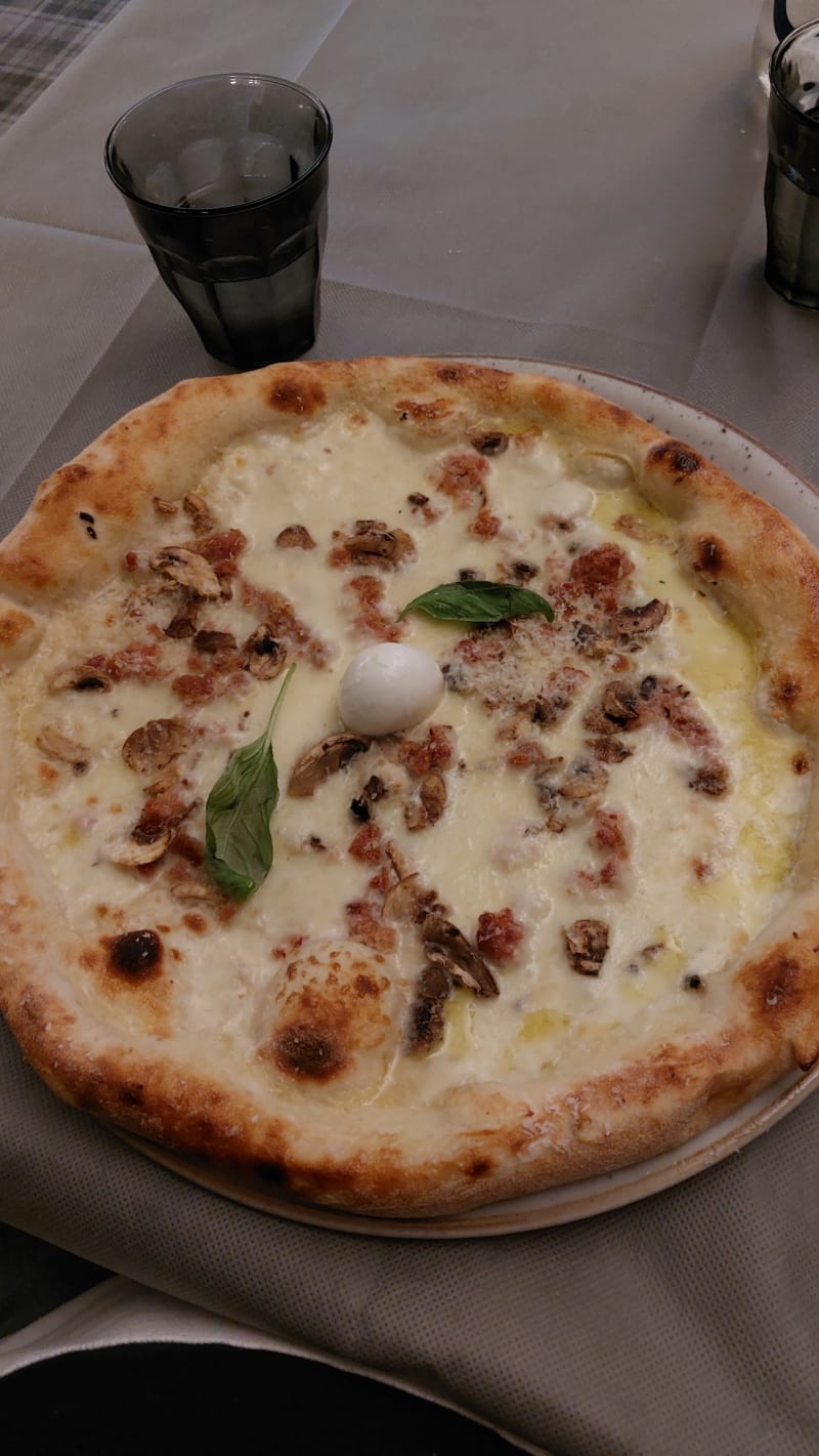 Pizzeria Entrée, Parma