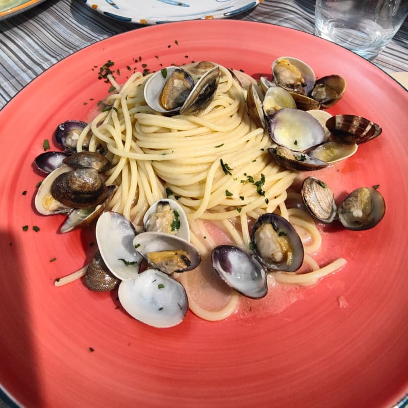 Spaghetti con le vongole - Antica Bagnara, Vietri sul Mare