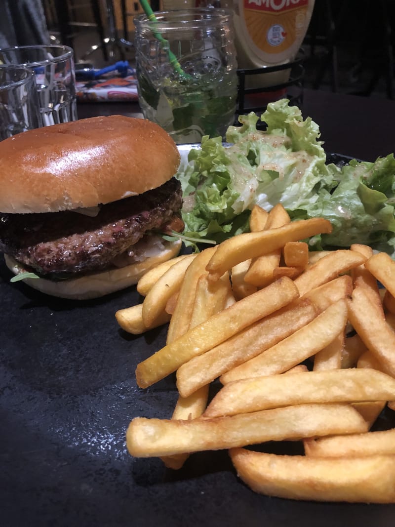 Burger brasserie maison, steak haché 150gr - L'Atelier - Brasserie Maison