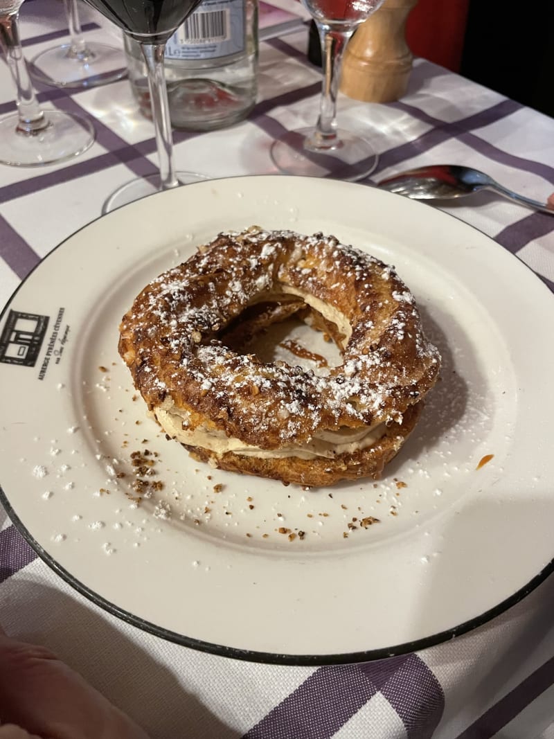 Auberge Pyrénées Cévennes, Paris