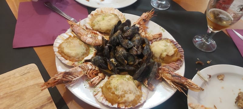 Los Jamones, Pineda De Mar