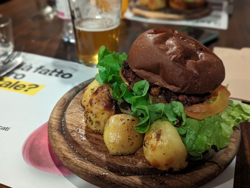 Bicierin Ciclofficina con Cucina, Turin