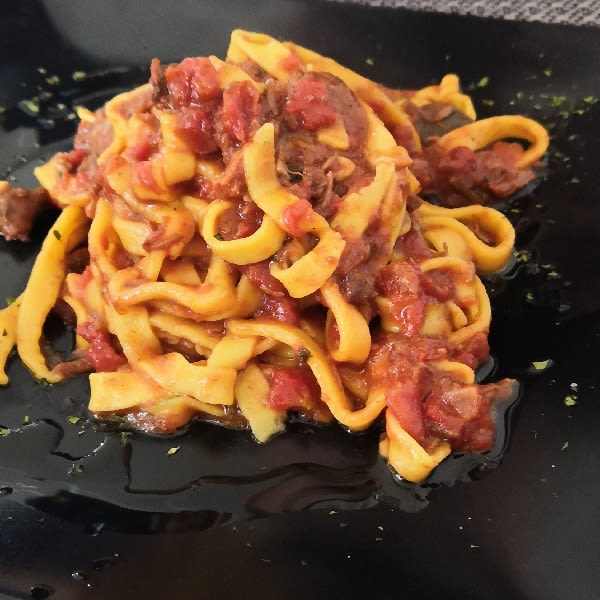 Tagliatelle al ragù di cinghiale - Piccola Oasi