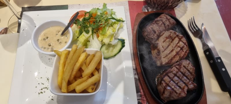 Santa Maria Pizzeria & Steakhouse, Amstelveen