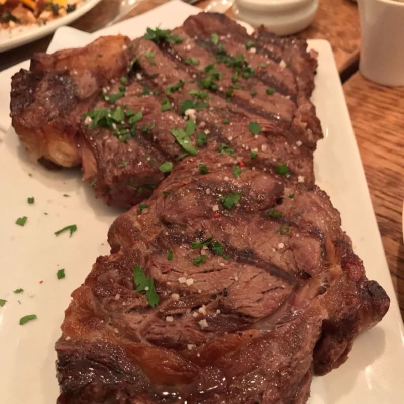 Ça fond dans la bouche, c’est sublime!! - Bien Élevé, Paris