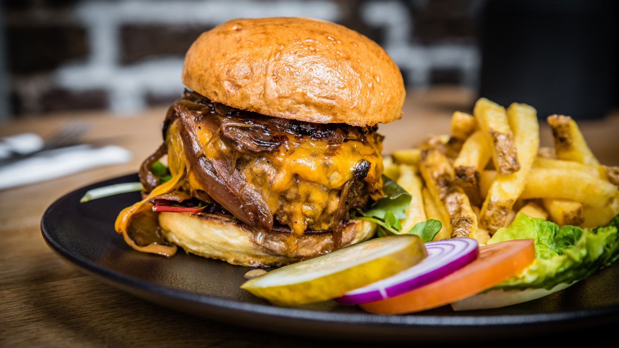 The Bird In Cologne In Keulen Menu Openingstijden Prijzen Adres Van Restaurant En Reserveren Thefork Voorheen Iens