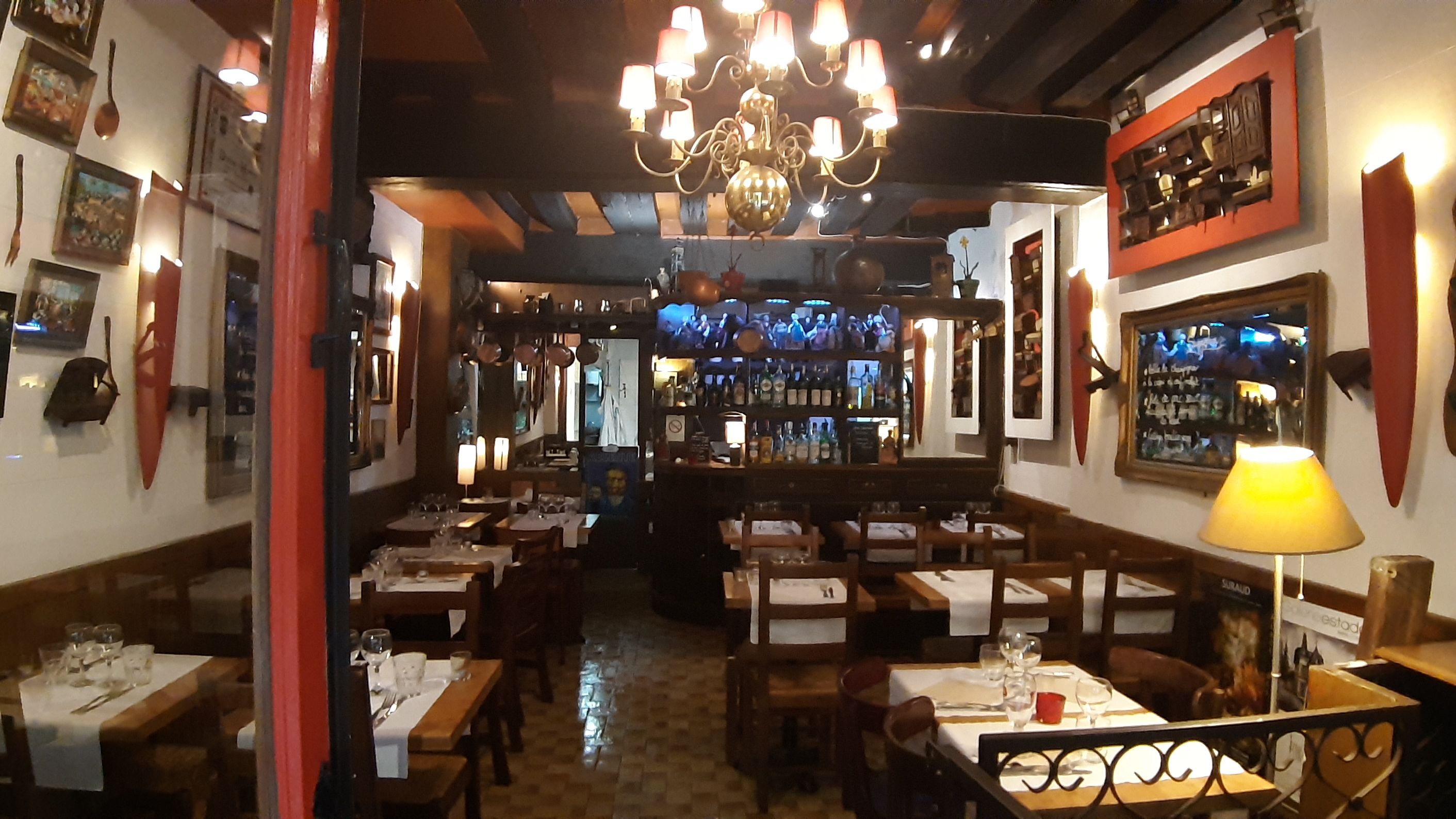 Auberge de la Reine Blanche in Paris Restaurant Reviews, Menu and