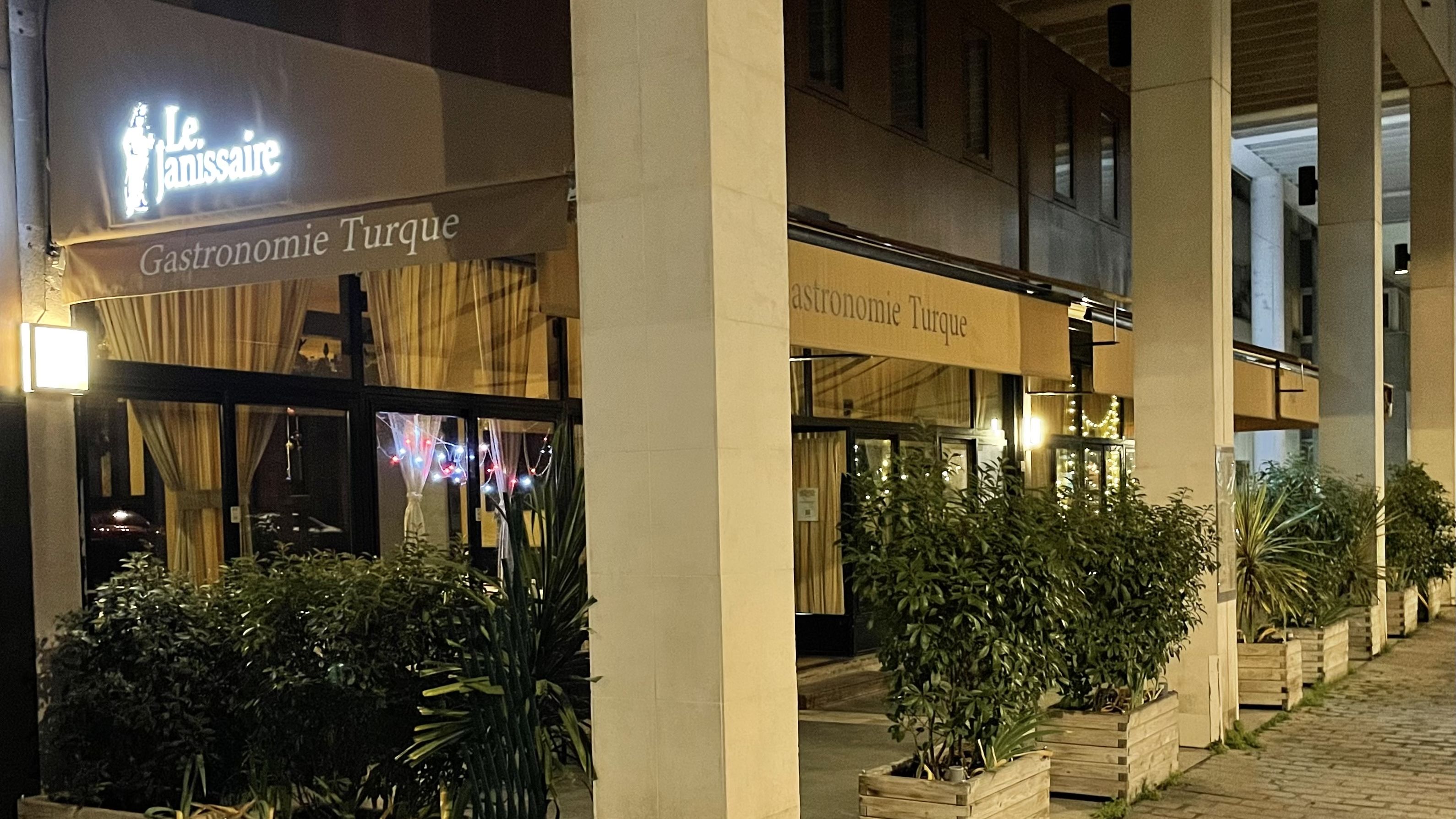 Le Janissaire in Paris Restaurant Reviews, Menus, and Prices TheFork