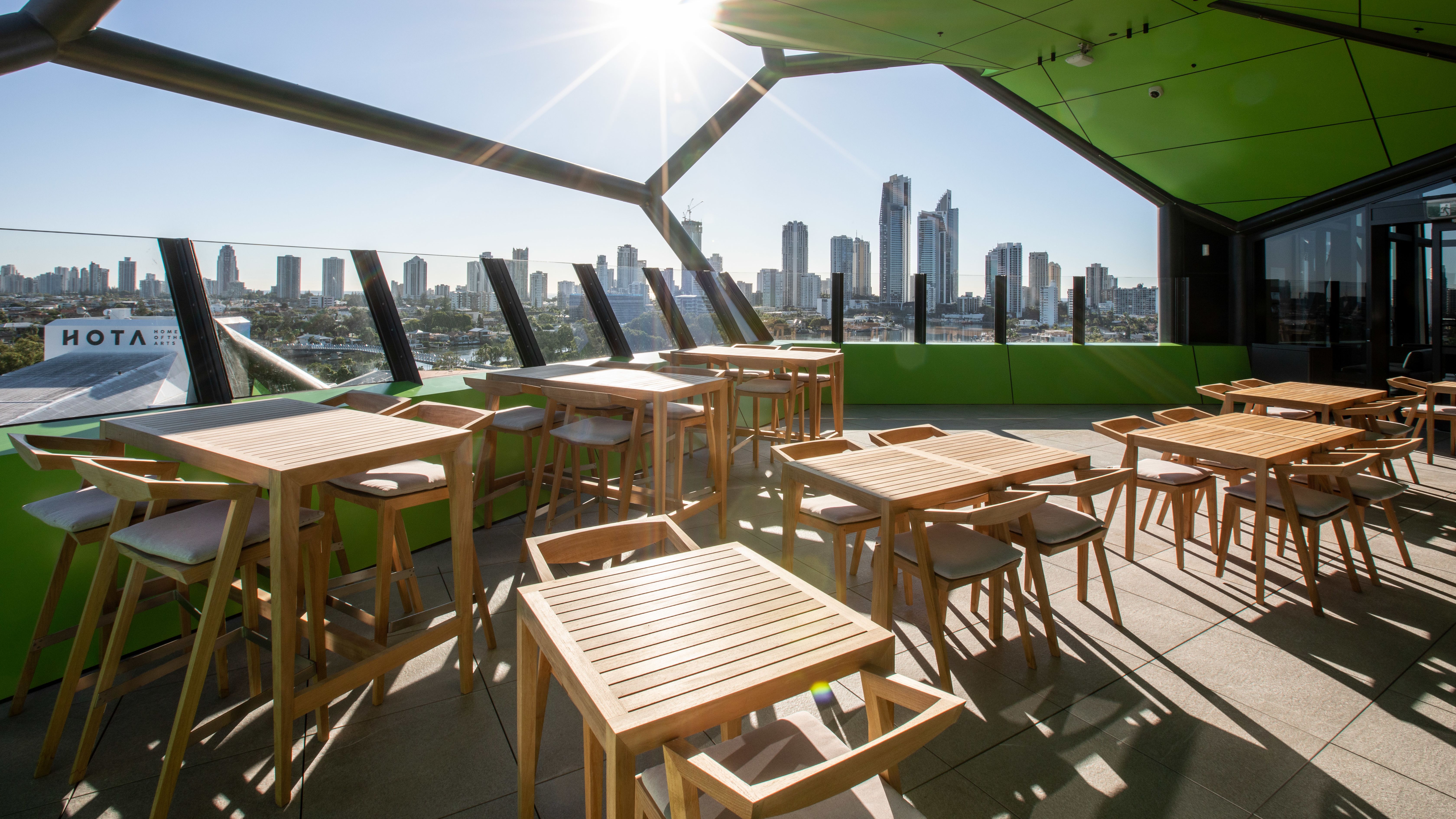 Hota The Exhibitionist Bar In Surfers Paradise Qld - Restaurant Reviews Menu And Prices - Thefork