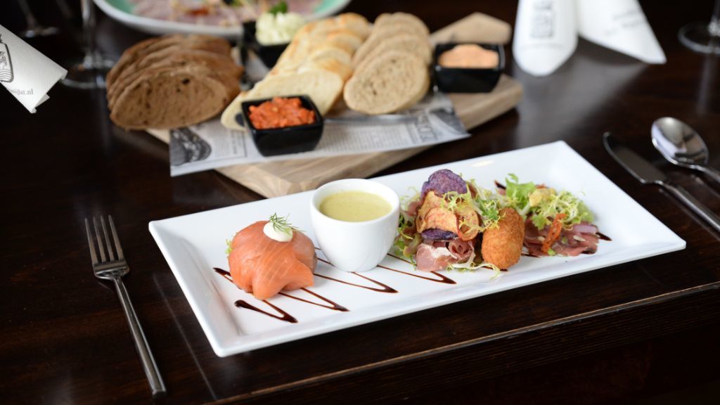 Stadsherberg ‘Het Wapen van IJlst’ UPDATED Prices, Reviews & Photos (The Netherlands) Lodge