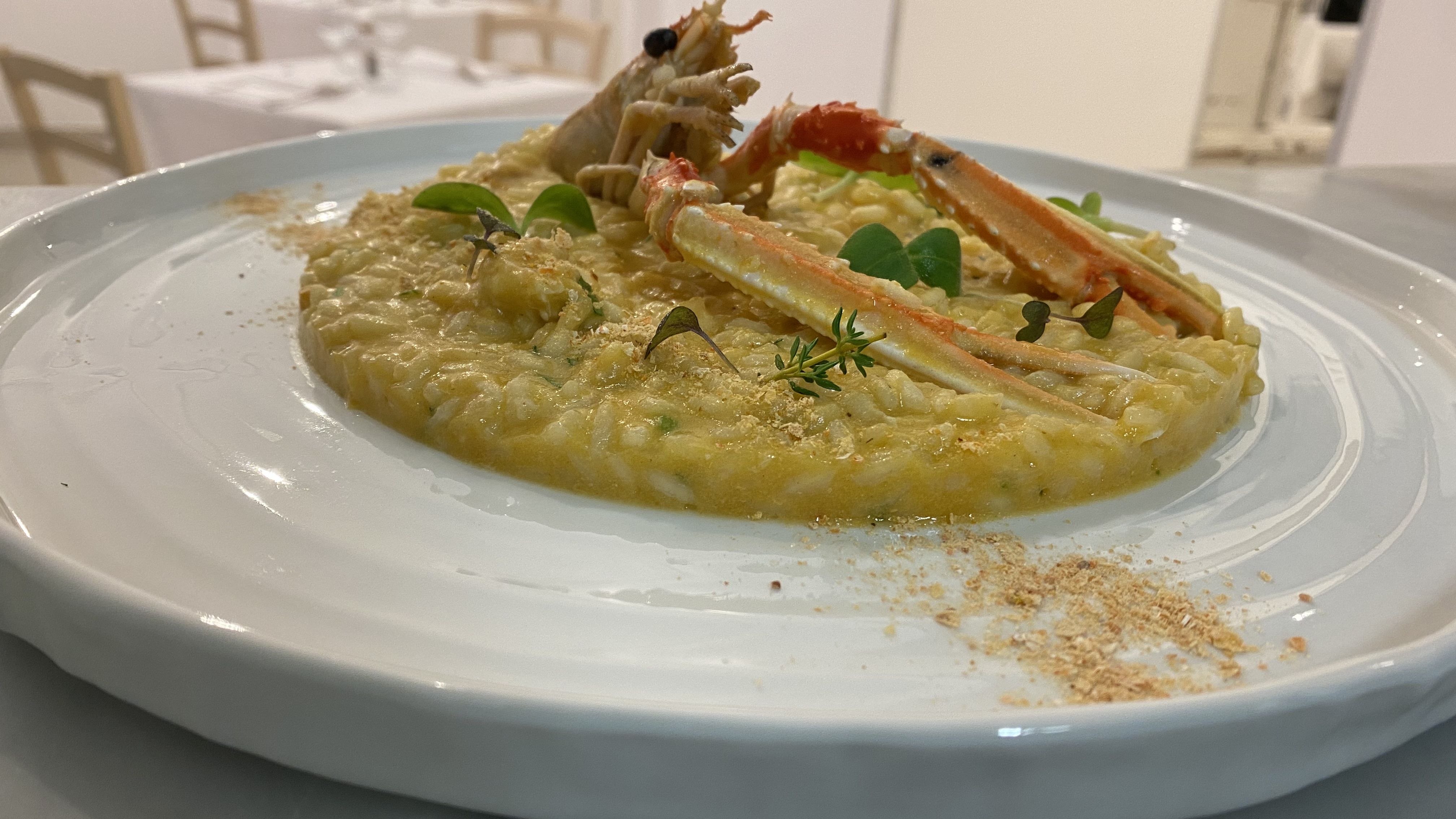 Abbinando  Scampi e Gamberoni alla Buzzera in Carta Fata - Ristorante  Nuova Rimini