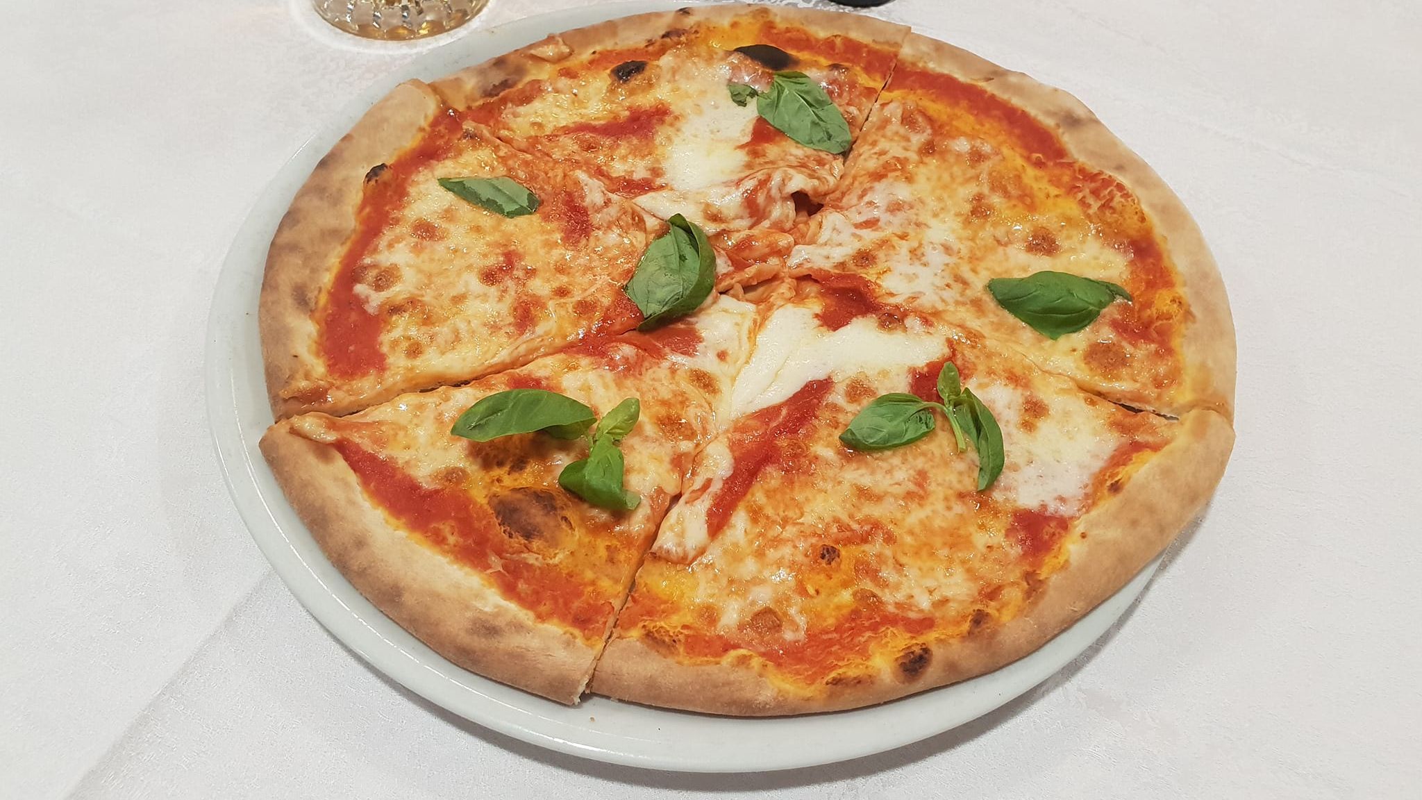 Pizzzeria Nuova Capri