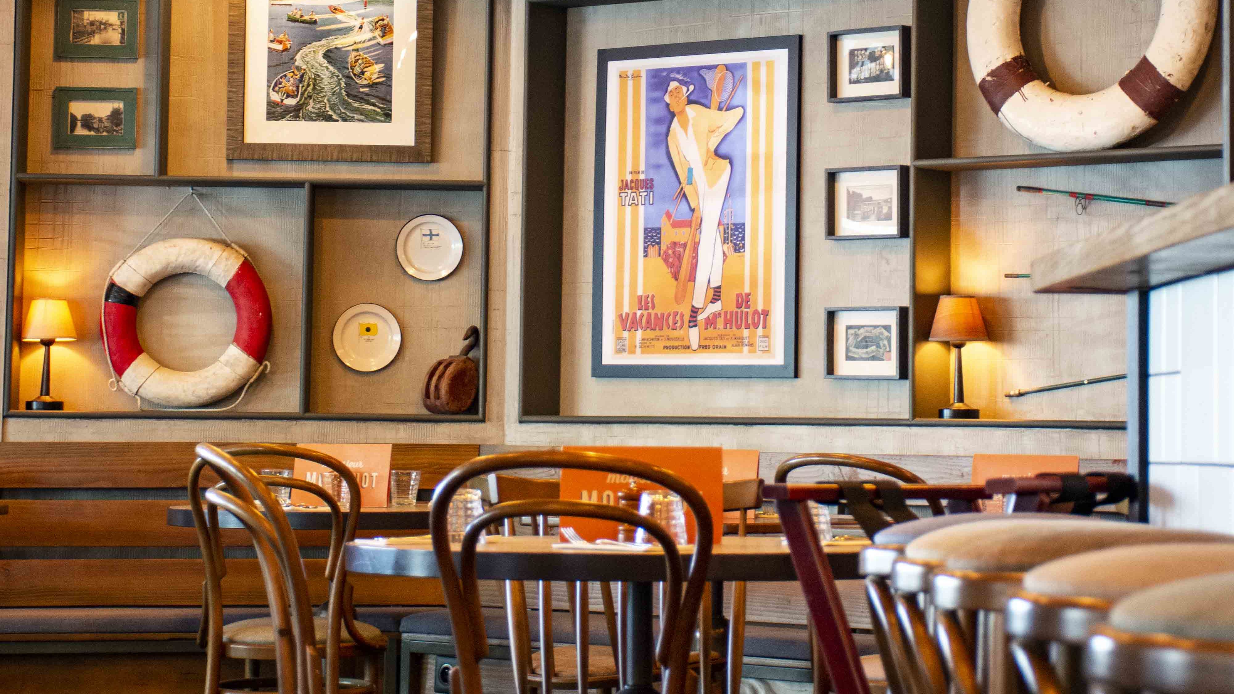 Monsieur Moulinot in IssylesMoulineaux Restaurant Reviews, Menu and