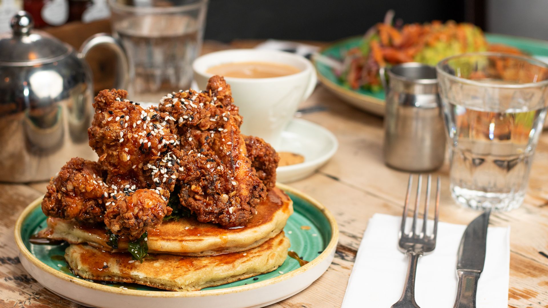 Westfield London Food Court, lamhkczbb