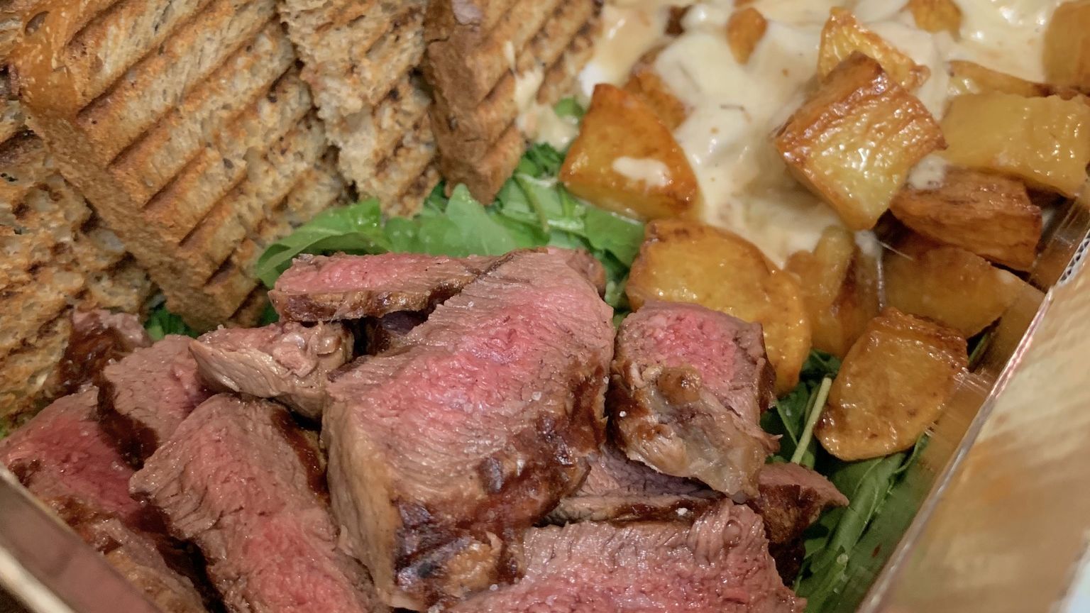 Greenhouse Restaurant Bar in Frattamaggiore Restaurant Reviews, Menu