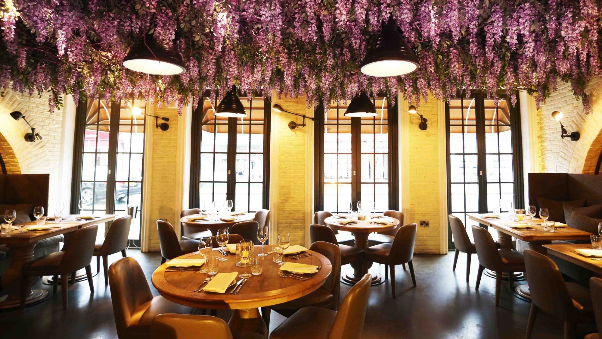 Victors Hale a Altrincham Menu, prezzi, immagini, recensioni e indirizzo del ristorante su TheFork