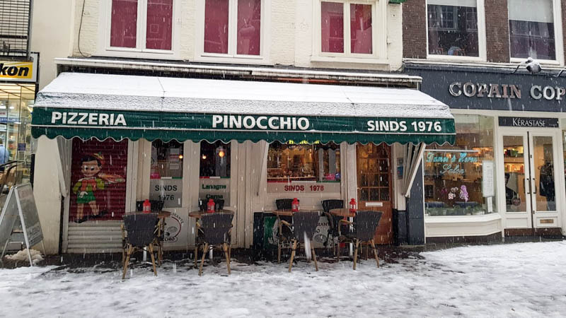 Pinocchio pizzeria deals