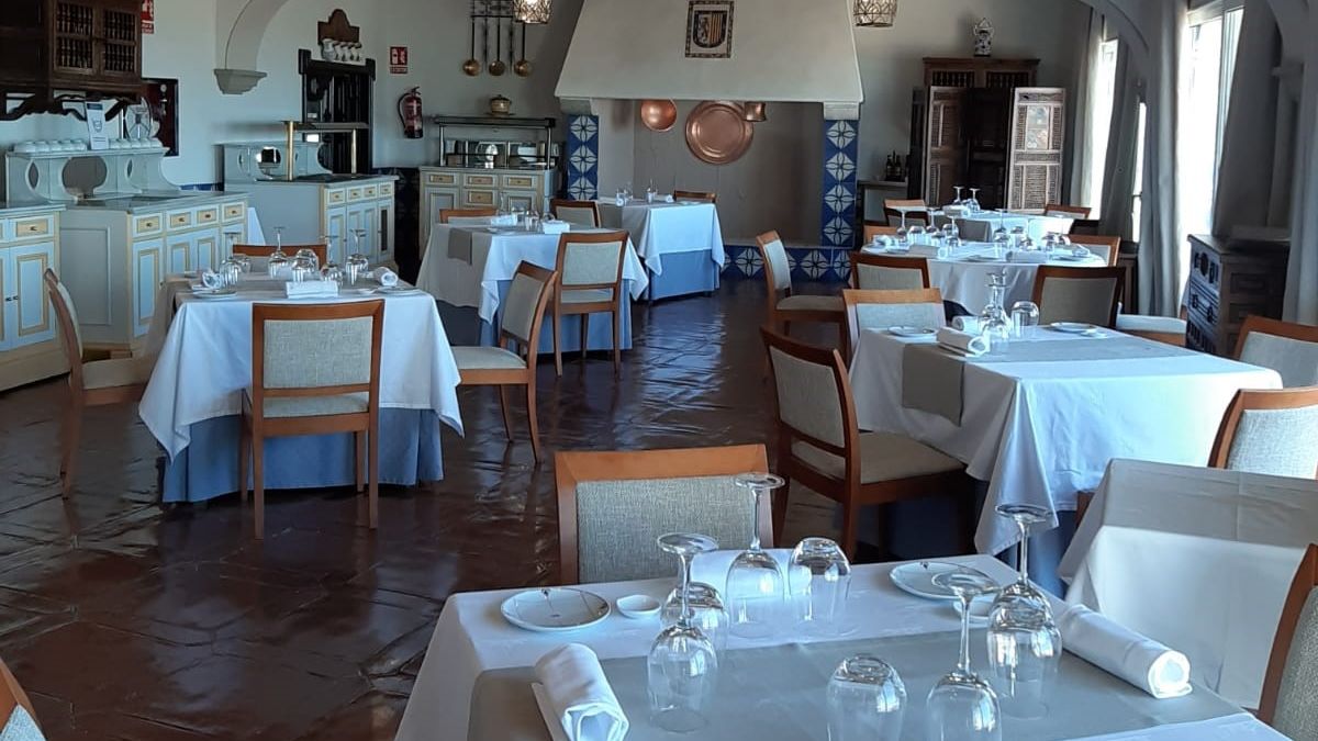 Restaurante Parador de Arcos de la Frontera in Arcos De La Frontera Restaurant Reviews, Menu