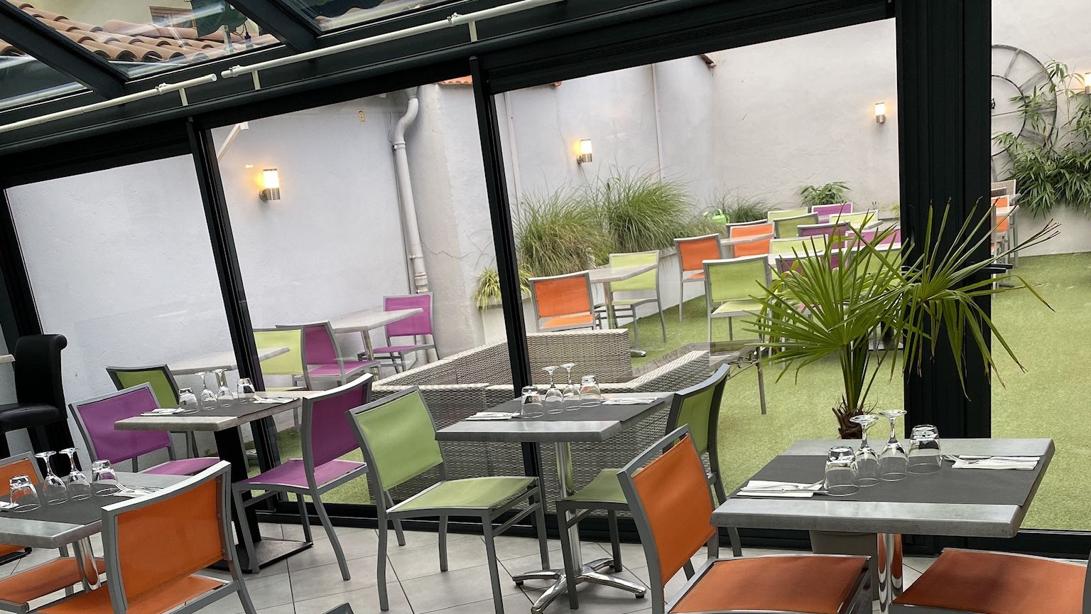 Restaurant La Cour Intérieure à VillefranchesurSaône Menu, avis