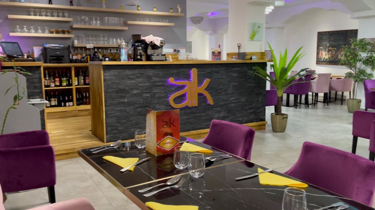 Restaurant Akhshaya à Fontenay-le-Fleury - Menu, avis, prix et