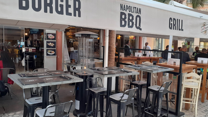 Napolitan BBQ i Málaga Restaurangens meny, öppettider Napolitan BBQ i Málaga Restaurangens meny, öppettider
