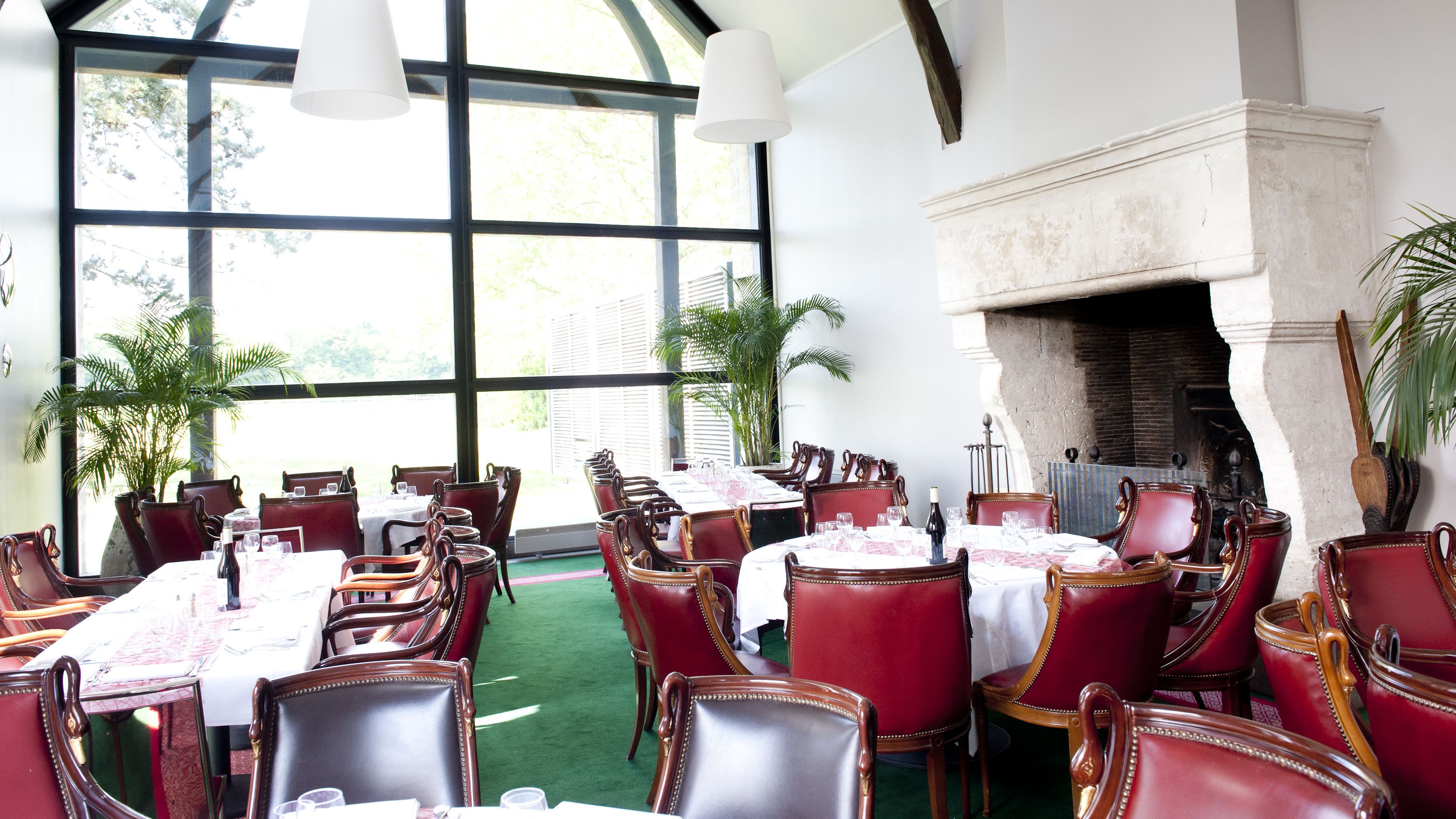 Le 19 du Golf de l'Isle Adam in L'IsleAdam Restaurant Reviews, Menu and Prices TheFork