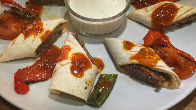Istanbul Grill Restaurant i Chessy Restaurangens meny Istanbul Grill Restaurant i Chessy Restaurangens meny