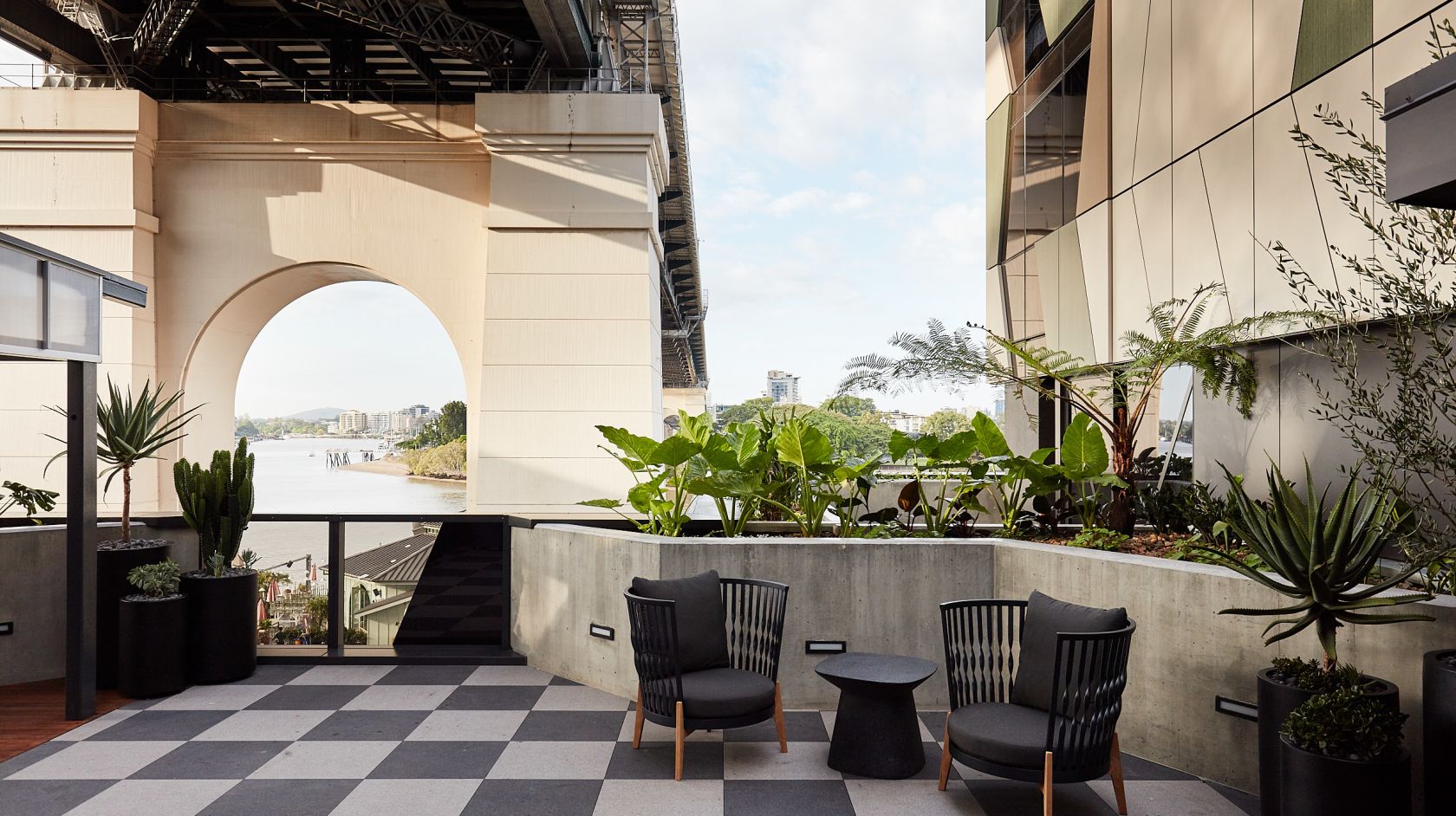 Fiume Rooftop Bar in Brisbane (QLD) Restaurant Reviews, Menus, and Prices TheFork
