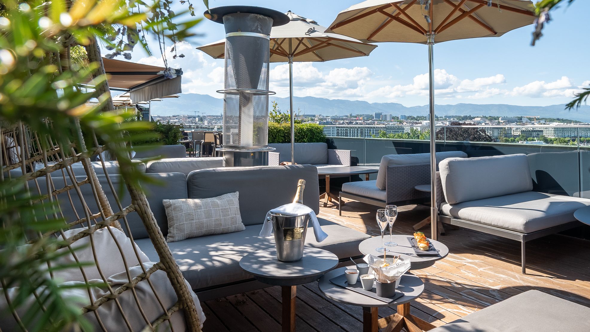 Restaurant MET Rooftop Lounge Hôtel Métropole Genève à Genève, Genève