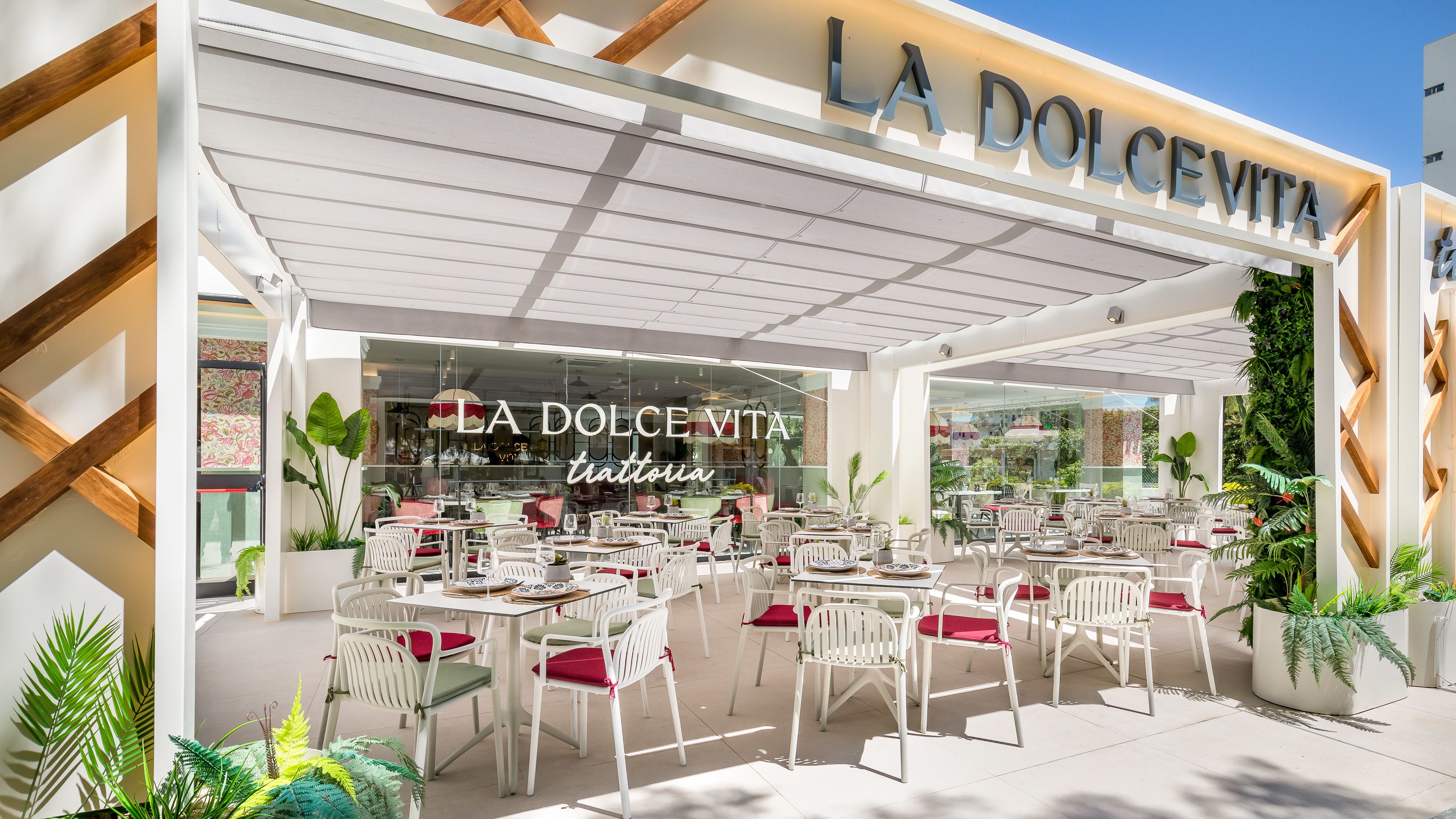 Italian dinner at La Dolce Vita in Occidental Puerto Banús - Barceló  Experiences