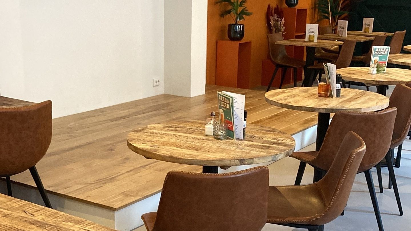 Theatercafé Muze in Hilversum Menu, openingstijden, prijzen, adres