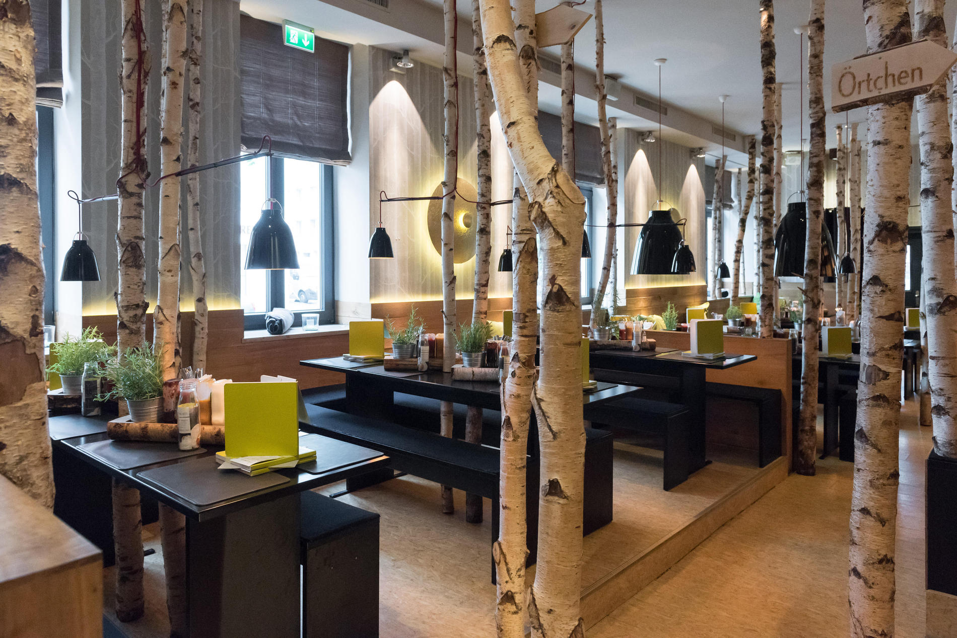 Hans Im Gluck Burgergrill Bar Munchen Westend In Munchen Bewertungen Speisekarte Und Preise Thefork Ehemals Bookatable