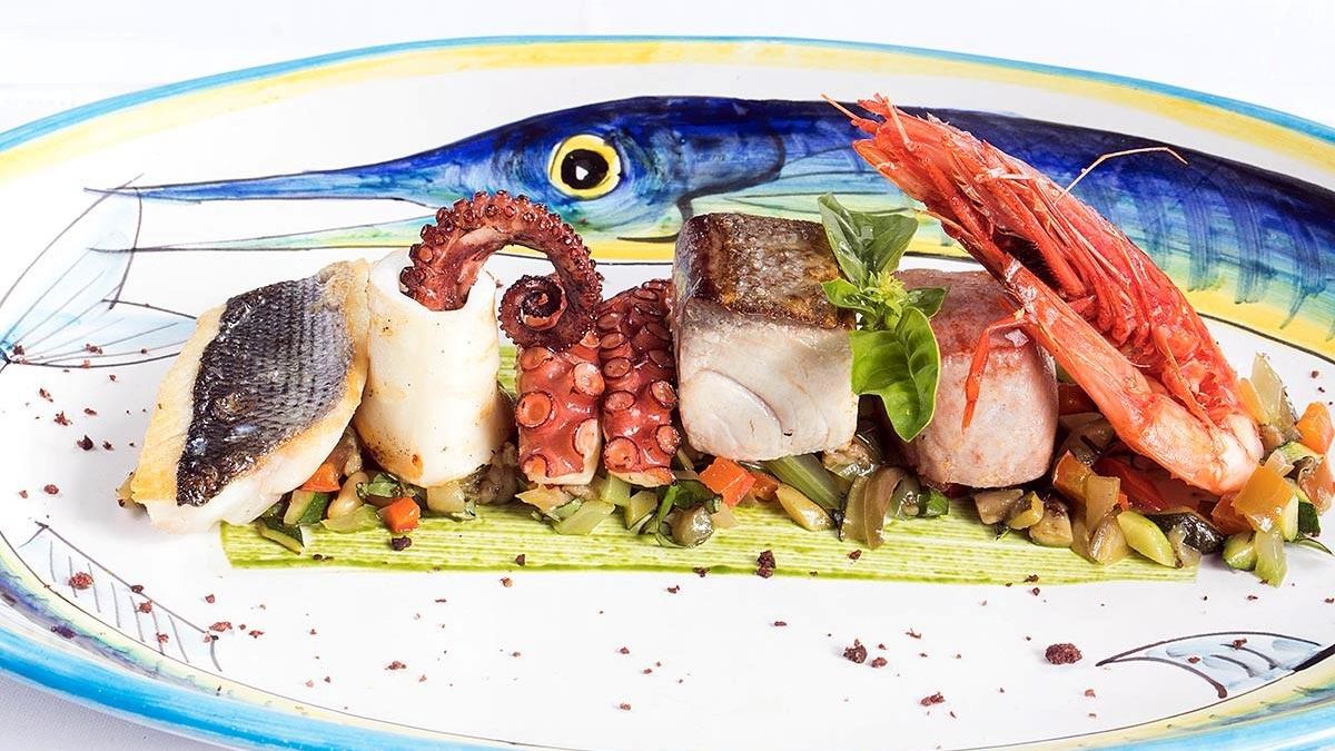 Carta y menù 2022 Actualizados Il Riccio Restaurant & Beach Club en