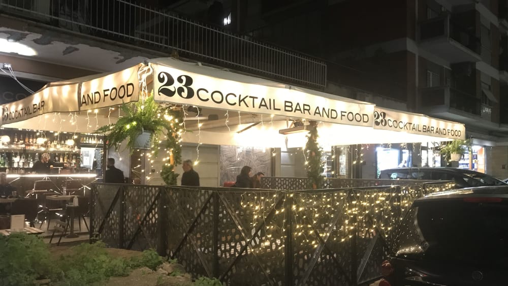 Cocktail Bar 23 & Food