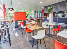 Culinaire Bazaar Hotel Pullman Paris Roissy Cdg Airport In