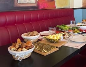 Lebanese - Naya Restaurant, Courbevoie